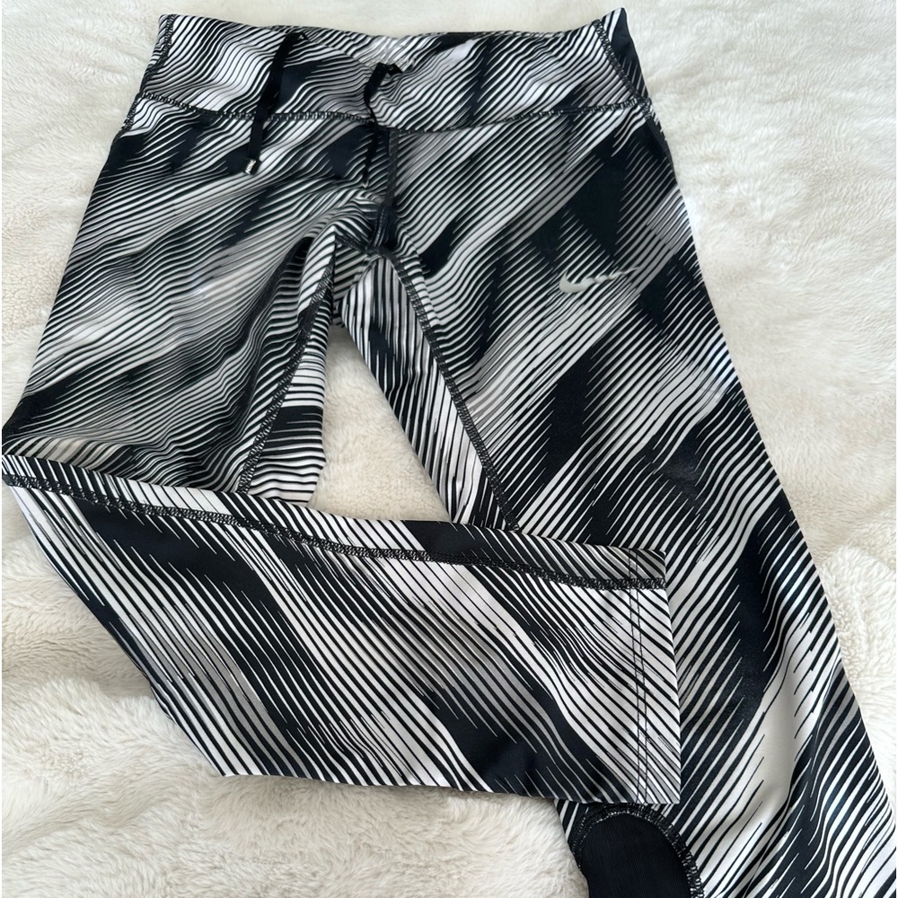 Nike workout leggings
